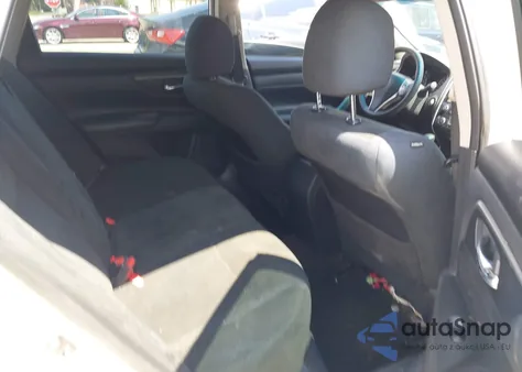 2015 Nissan Altima 2.5/2.5 S/2.5 Sl/2.5 Sv z USA, uszkodzony, nr VIN 1N4AL3AP9FC280877